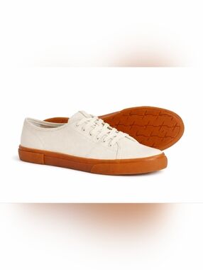 Frye Gia Low Ivory Leather Gumsole Sneakers Sz. 10 EUC